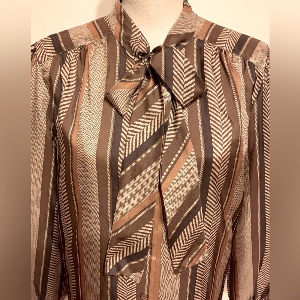 Vintage Fire Islander Long Sleeve Blouse With Bow.